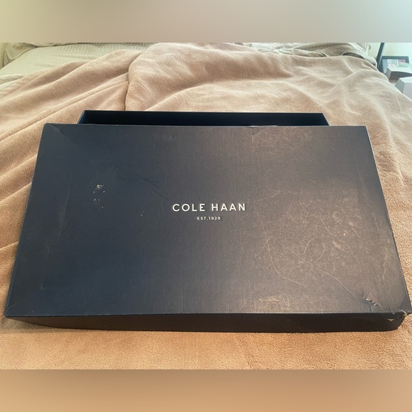 Brand New in Box Ladies Cole Hahn size 8.5 Wide Hayes Tall Boots - Picture 3 of 9